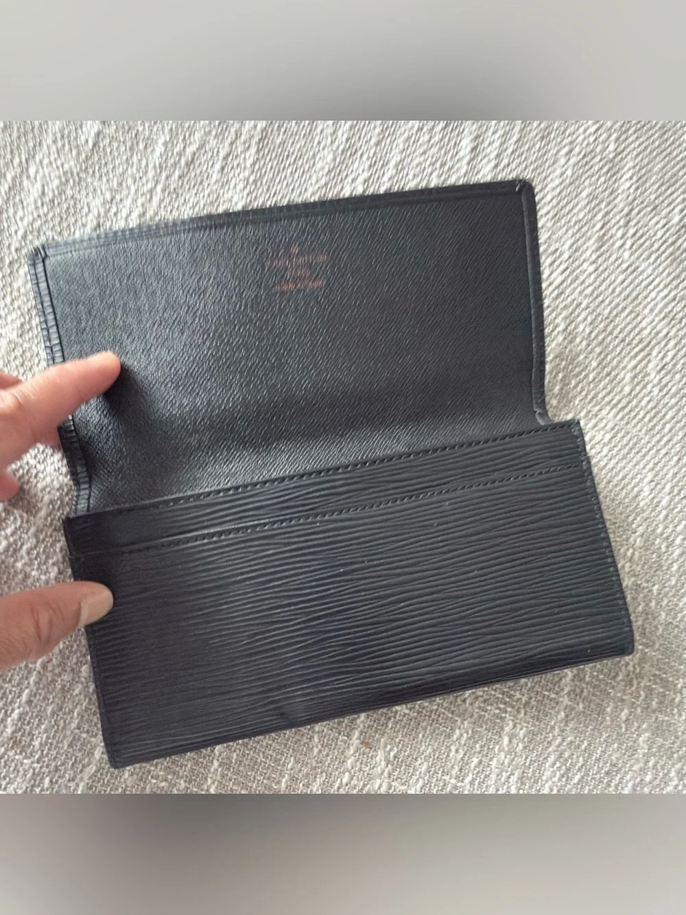 Luis vuitton Epi Leather wallet in Noir